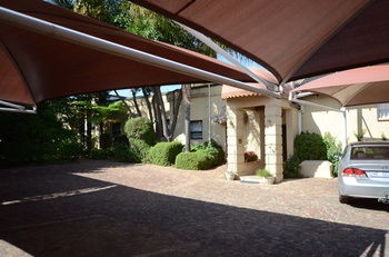 Norscot Manor Guest Lodge Sandton Buitenkant foto
